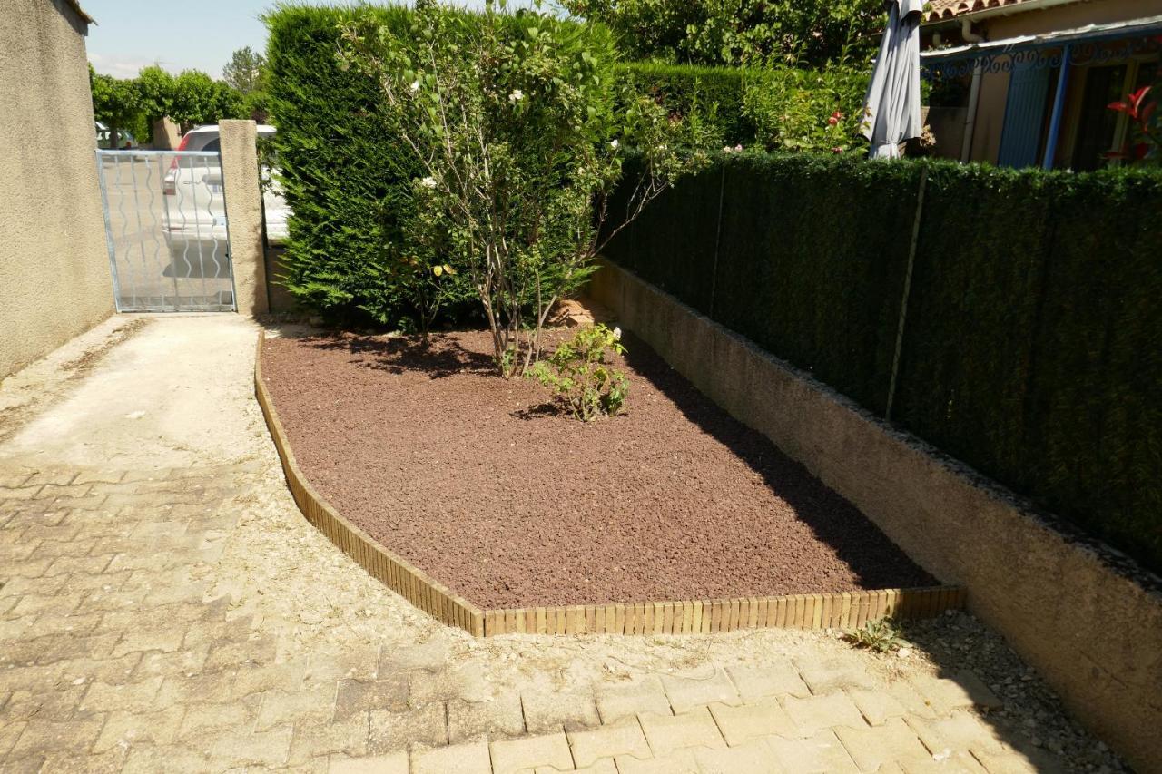 Chez Marielle Villa LʼIsle-sur-la-Sorgue Eksteriør bilde